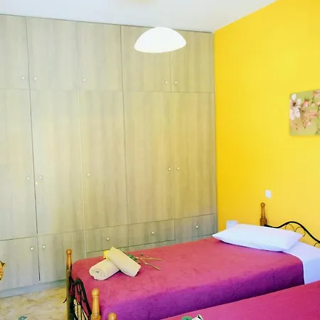 別荘 Dourios Ippos *