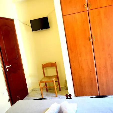 Dourios Ippos Frikes