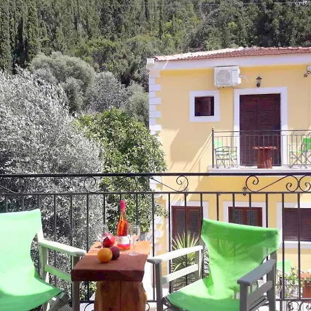 Dourios Ippos 別荘