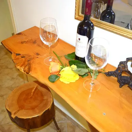 Dourios Ippos * Frikes