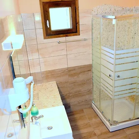 Dourios Ippos * Frikes