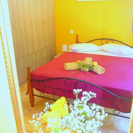 Ferienhaus Dourios Ippos Frikes